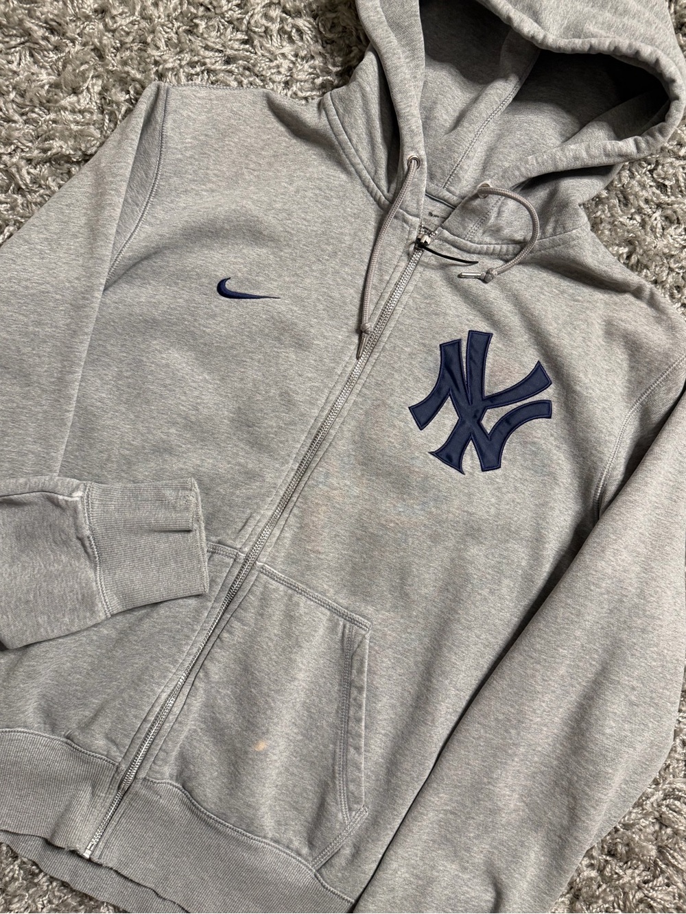 Nike New York Yankees Zip Hoodie